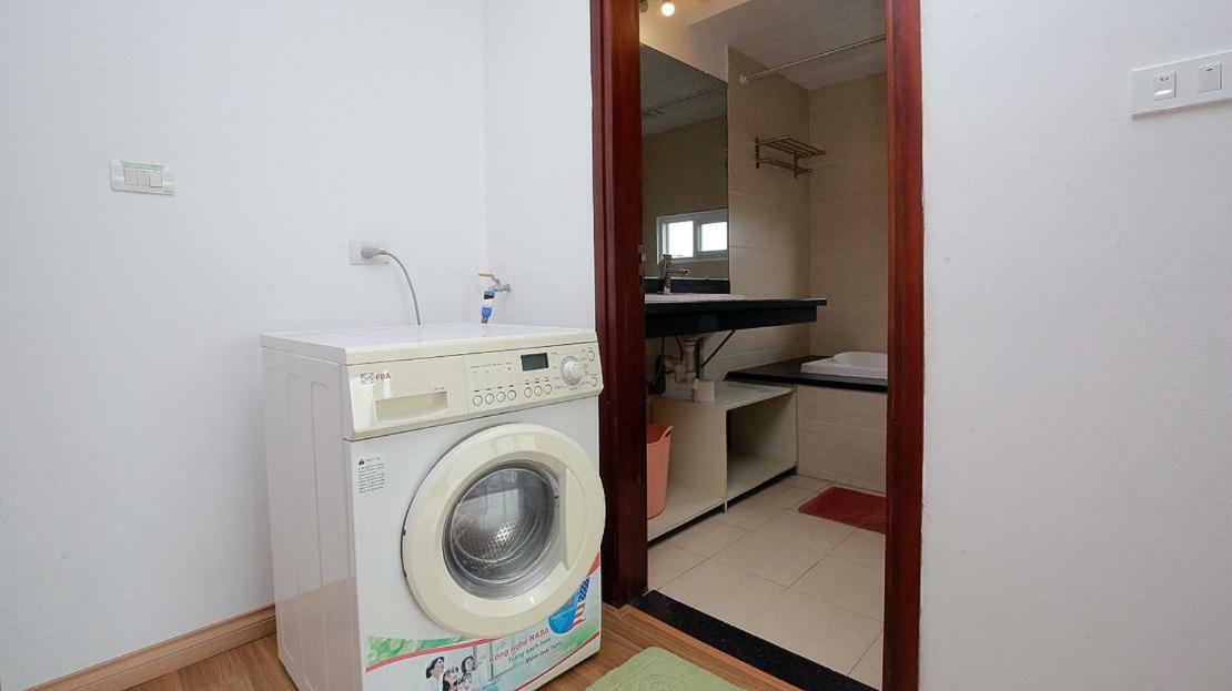 Khách sạn hẻo lánh Ola 24 Trương Hán Siêu