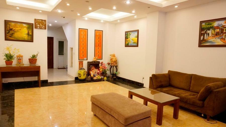Ola 24 Truong Sieu Aparthotel